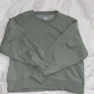 TNA boyfriend crew neck size 3